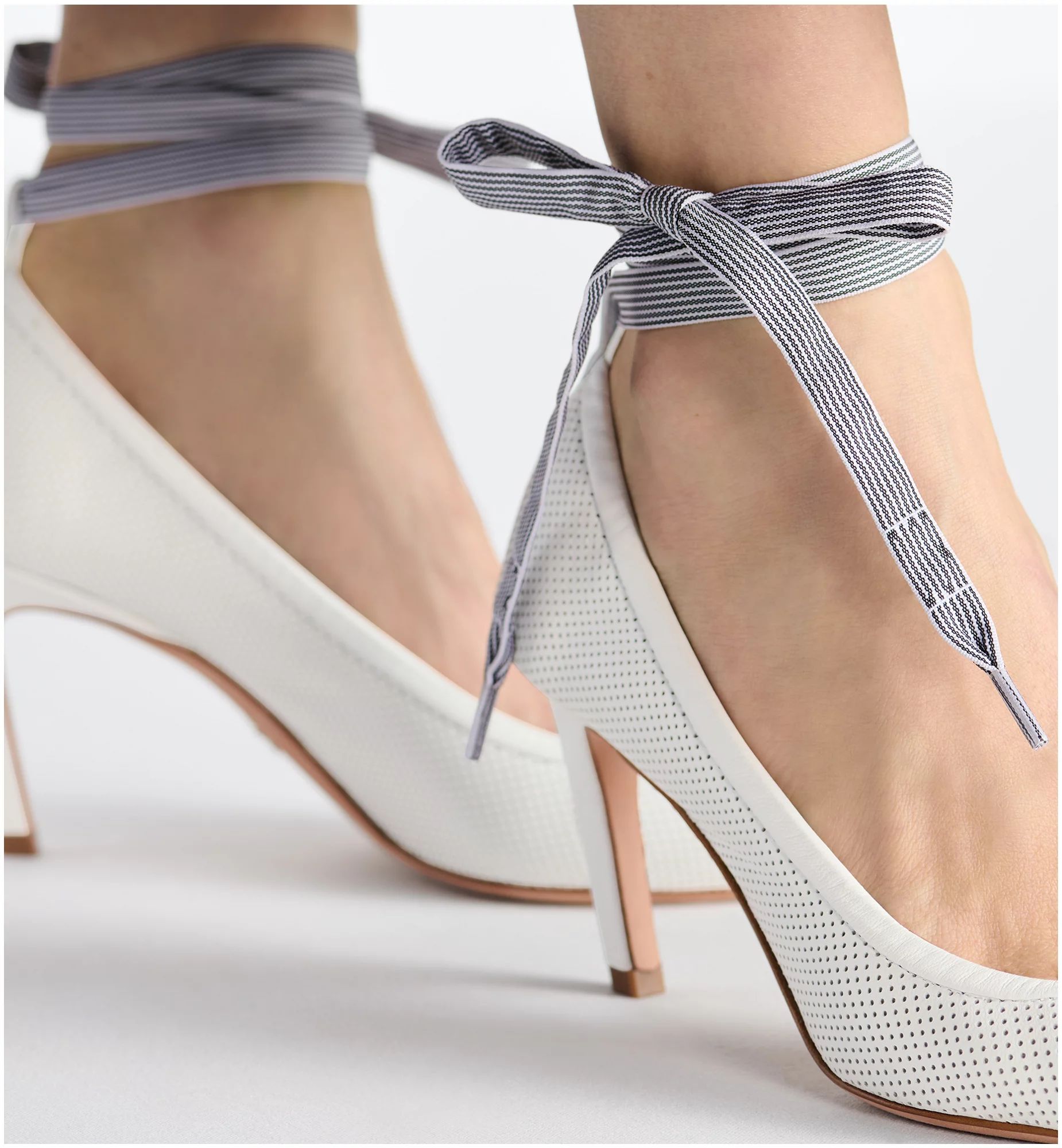 D-Journey Lace-Up Pump - Image 4